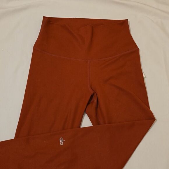 , Alo yoga high waist rust color leggings size small. - Picture 2 of 6